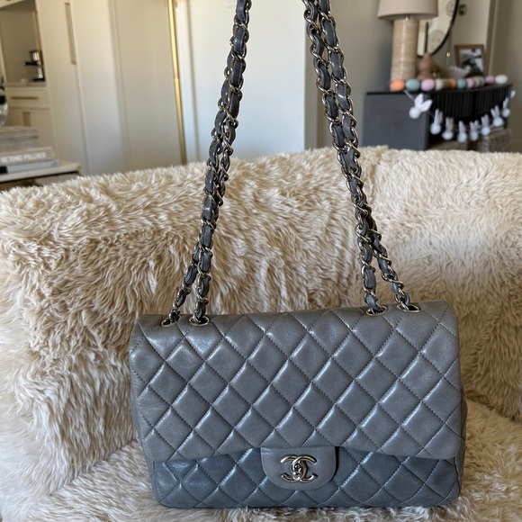 Authentic Chanel Classic Jumbo Single Flap Bag in Grey Lambskin Silver Hardware - Picture 3 of 12